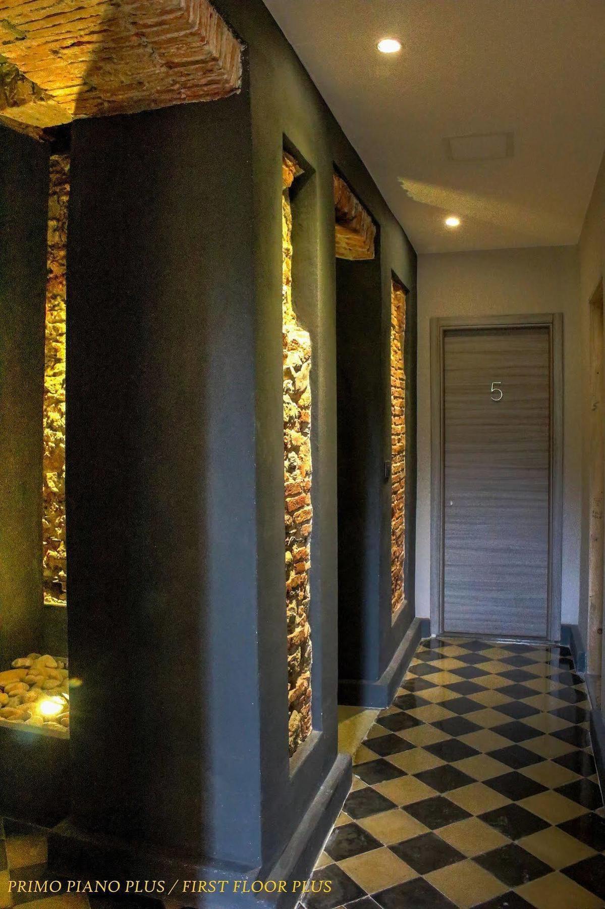 Hotel Pino Леричи Екстериор снимка